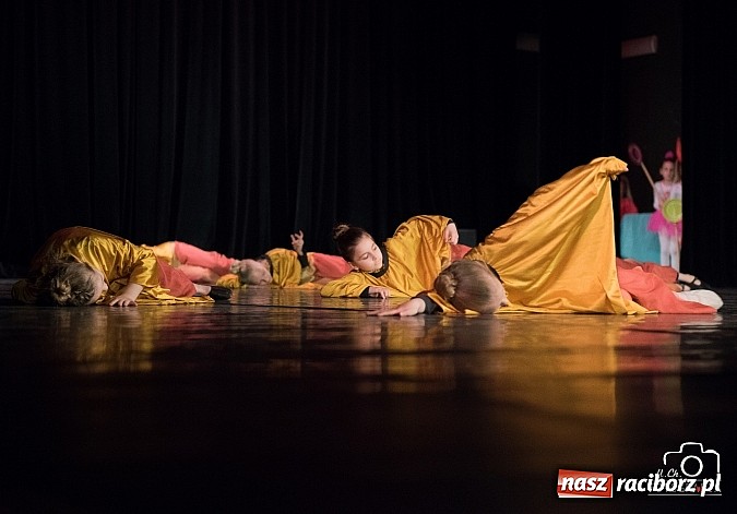 Zdjęcie w galerii na portalu naszraciborz.pl: Skaza podsumowała sezon. Tancerze jak zwykle zachwycili!  wiadomości z regionu