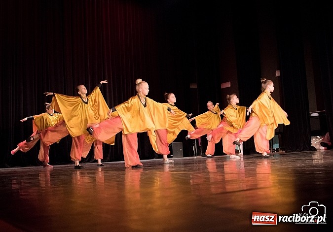 Zdjęcie w galerii na portalu naszraciborz.pl: Skaza podsumowała sezon. Tancerze jak zwykle zachwycili!  wiadomości z regionu