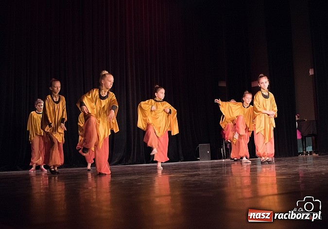 Zdjęcie w galerii na portalu naszraciborz.pl: Skaza podsumowała sezon. Tancerze jak zwykle zachwycili!  wiadomości z regionu