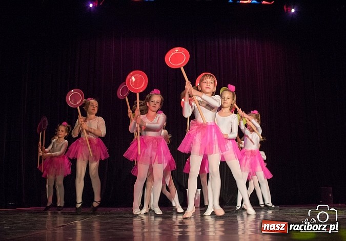 Zdjęcie w galerii na portalu naszraciborz.pl: Skaza podsumowała sezon. Tancerze jak zwykle zachwycili!  wiadomości z regionu