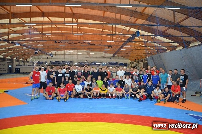 Zdjęcie w galerii na portalu naszraciborz.pl: Zapaśnicy z Polski i Niemiec trenowali w Raciborzu  wiadomości z regionu