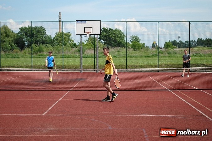 Zdjęcie w galerii na portalu naszraciborz.pl: Tenisiści TKKF Rafako zagrali w Kietrzu  wiadomości z regionu