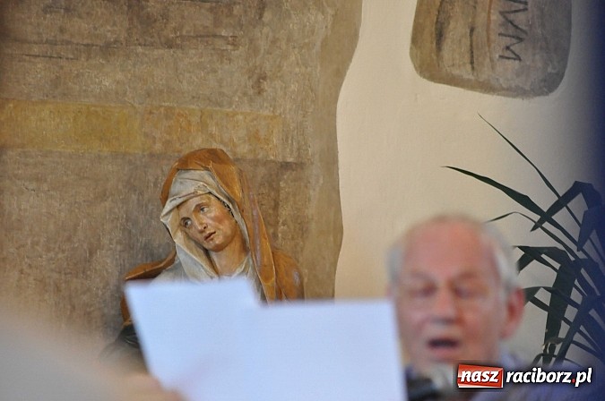 Zdjęcie w galerii na portalu naszraciborz.pl: Msza św. w rycie dominikańskim poprzedziła inaugurację działalności Fundacji Ofki Raciborskiej. Był też koncert Leszka Długosza wiadomości z regionu