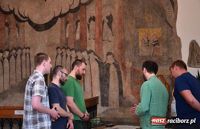 Zdjęcie w galerii na portalu naszraciborz.pl: Msza św. w rycie dominikańskim poprzedziła inaugurację działalności Fundacji Ofki Raciborskiej. Był też koncert Leszka Długosza wiadomości z regionu