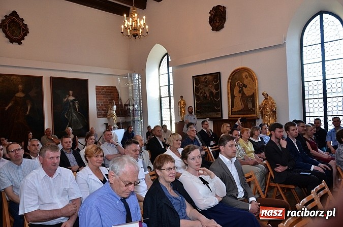 Zdjęcie w galerii na portalu naszraciborz.pl: Msza św. w rycie dominikańskim poprzedziła inaugurację działalności Fundacji Ofki Raciborskiej. Był też koncert Leszka Długosza wiadomości z regionu
