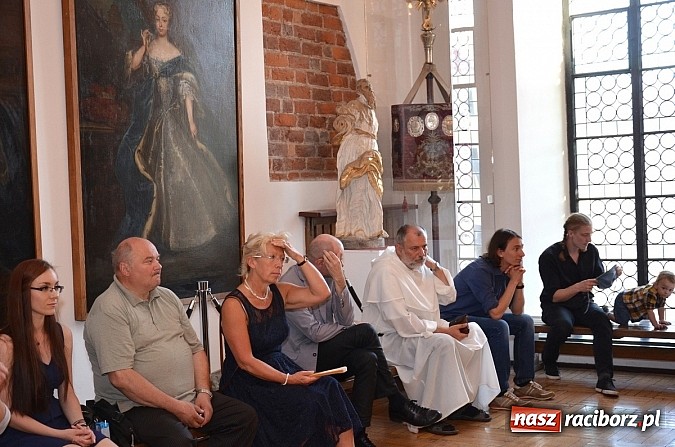 Zdjęcie w galerii na portalu naszraciborz.pl: Msza św. w rycie dominikańskim poprzedziła inaugurację działalności Fundacji Ofki Raciborskiej. Był też koncert Leszka Długosza wiadomości z regionu