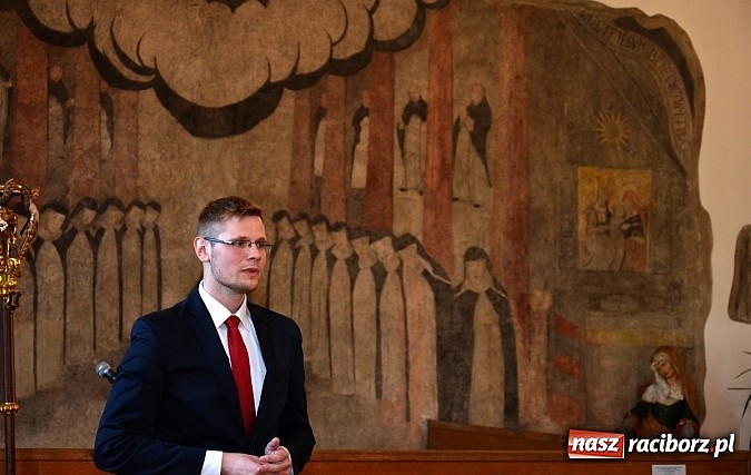 Zdjęcie w galerii na portalu naszraciborz.pl: Msza św. w rycie dominikańskim poprzedziła inaugurację działalności Fundacji Ofki Raciborskiej. Był też koncert Leszka Długosza wiadomości z regionu
