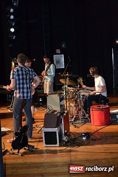 Zdjęcie w galerii na portalu naszraciborz.pl: Funk 4 Fun - hipnotyczne głosy w Kuźni Raciborskiej  wiadomości z regionu