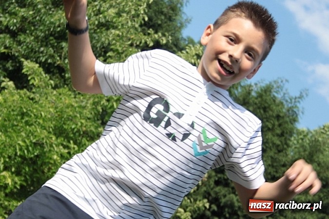 Zdjęcie w galerii na portalu naszraciborz.pl: Stylizacje, wizaż i niesamowite fryzury, czyli rodzinnie u fryzjera wiadomości z regionu