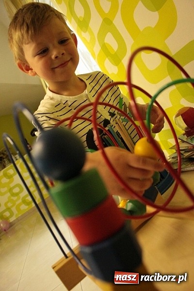 Zdjęcie w galerii na portalu naszraciborz.pl: Stylizacje, wizaż i niesamowite fryzury, czyli rodzinnie u fryzjera wiadomości z regionu