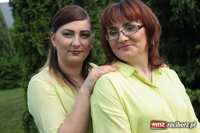 Zdjęcie w galerii na portalu naszraciborz.pl: Stylizacje, wizaż i niesamowite fryzury, czyli rodzinnie u fryzjera wiadomości z regionu