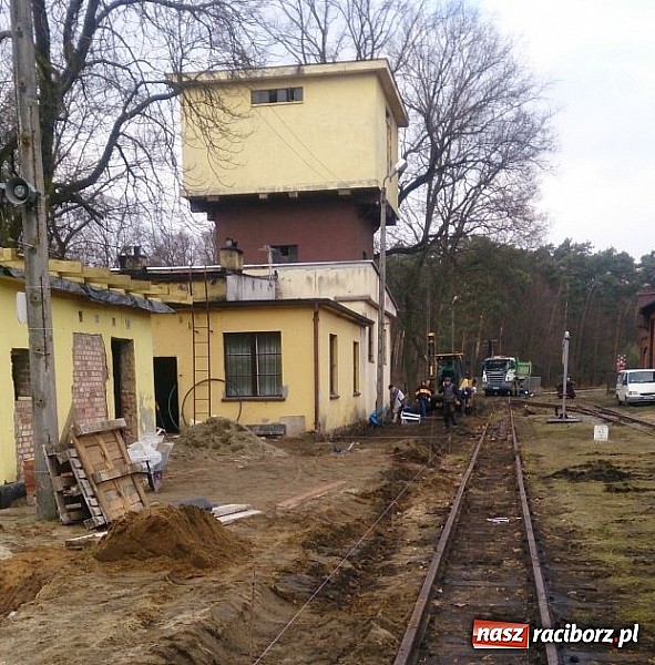 Zdjęcie w galerii na portalu naszraciborz.pl: Dworzec kolejki wąskotorowej w Rudach w nowej szacie wiadomości z regionu