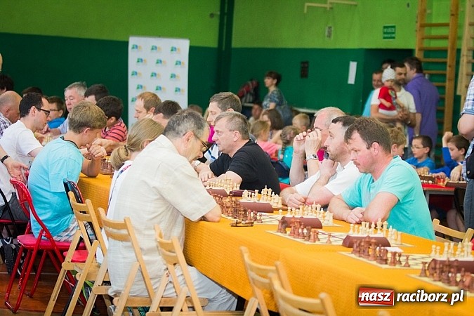 Zdjęcie w galerii na portalu naszraciborz.pl: XI Międzynarodowy Memoriał im. W. Hanczarka w Szachach Szybkich wiadomości z regionu