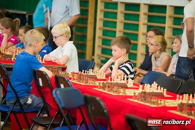 Zdjęcie w galerii na portalu naszraciborz.pl: XI Międzynarodowy Memoriał im. W. Hanczarka w Szachach Szybkich wiadomości z regionu
