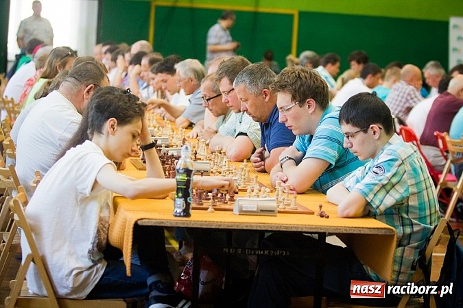 Zdjęcie w galerii na portalu naszraciborz.pl: XI Międzynarodowy Memoriał im. W. Hanczarka w Szachach Szybkich wiadomości z regionu