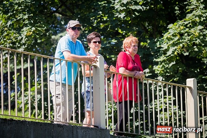 Zdjęcie w galerii na portalu naszraciborz.pl: Spływ kajakowy Między Zamkami 2015 wiadomości z regionu