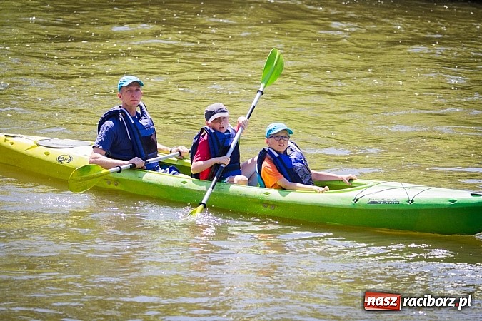 Zdjęcie w galerii na portalu naszraciborz.pl: Spływ kajakowy Między Zamkami 2015 wiadomości z regionu