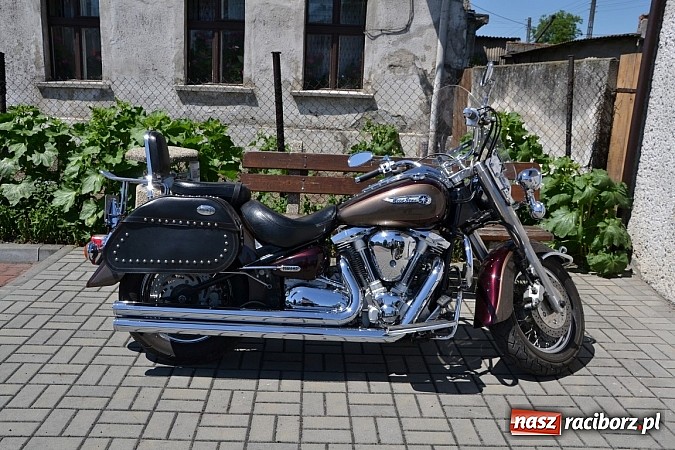 Zdjęcie w galerii na portalu naszraciborz.pl: Zabytkowe samochody i motocykle zjechały do Bieńkowic wiadomości z regionu