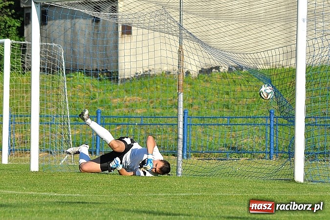 Zdjęcie w galerii na portalu naszraciborz.pl: Szczakowianka przerwała dobrą passę Unii wiadomości z regionu