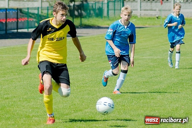 Zdjęcie w galerii na portalu naszraciborz.pl: Trampkarze Tworkowa bezlitośni dla Fortecy. Cztery trafienia Jakuba Klimaszki wiadomości z regionu