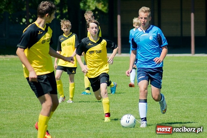 Zdjęcie w galerii na portalu naszraciborz.pl: Trampkarze Tworkowa bezlitośni dla Fortecy. Cztery trafienia Jakuba Klimaszki wiadomości z regionu