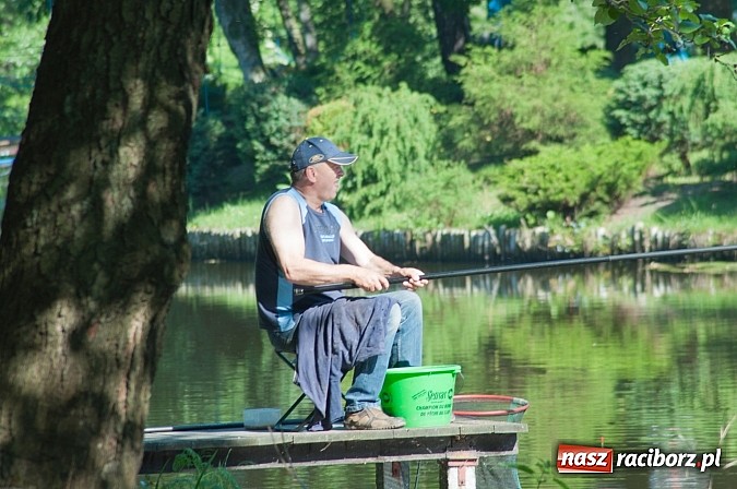 Zdjęcie w galerii na portalu naszraciborz.pl: Złowili płotki, uwolnili suma. Zawody o Złotą Łuskę ZSZ i Puchar Dyrektora OSiR wiadomości z regionu