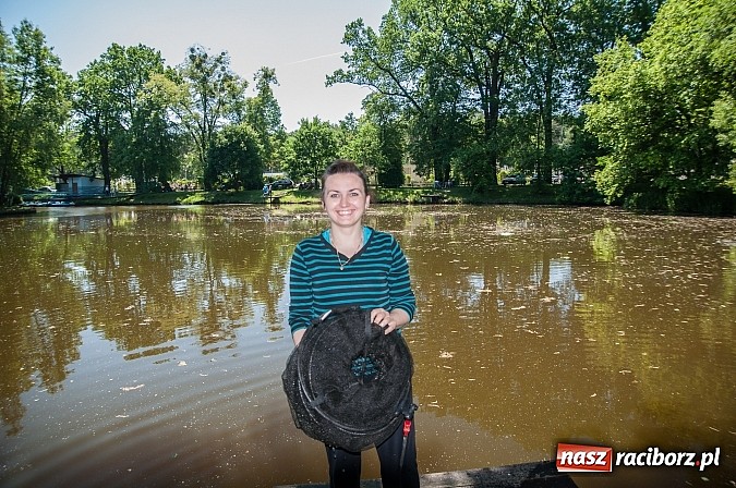 Zdjęcie w galerii na portalu naszraciborz.pl: Złowili płotki, uwolnili suma. Zawody o Złotą Łuskę ZSZ i Puchar Dyrektora OSiR wiadomości z regionu