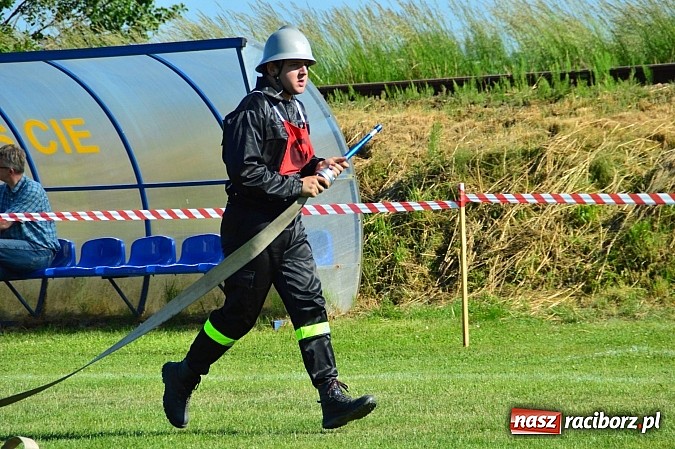 Zdjęcie w galerii na portalu naszraciborz.pl: Strażacy z Samborowic bezkonkurencyjni w całej gminie! Zgarnęli trzy pierwsze miejsca wiadomości z regionu