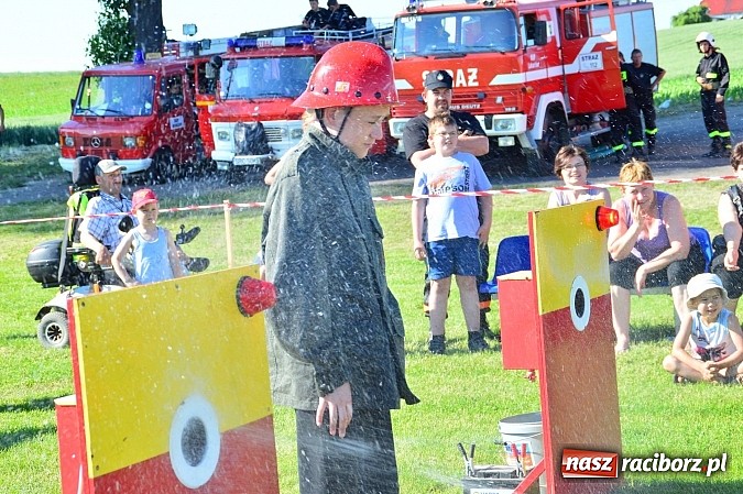 Zdjęcie w galerii na portalu naszraciborz.pl: Strażacy z Samborowic bezkonkurencyjni w całej gminie! Zgarnęli trzy pierwsze miejsca wiadomości z regionu