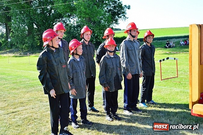 Zdjęcie w galerii na portalu naszraciborz.pl: Strażacy z Samborowic bezkonkurencyjni w całej gminie! Zgarnęli trzy pierwsze miejsca wiadomości z regionu