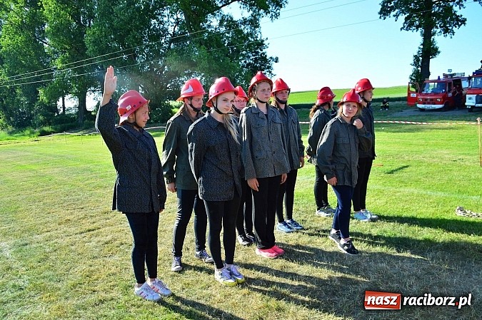Zdjęcie w galerii na portalu naszraciborz.pl: Strażacy z Samborowic bezkonkurencyjni w całej gminie! Zgarnęli trzy pierwsze miejsca wiadomości z regionu