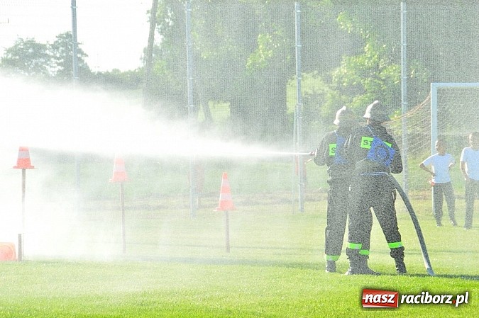 Zdjęcie w galerii na portalu naszraciborz.pl: Strażacy z Samborowic bezkonkurencyjni w całej gminie! Zgarnęli trzy pierwsze miejsca wiadomości z regionu