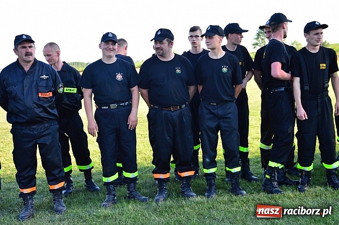 Zdjęcie w galerii na portalu naszraciborz.pl: Strażacy z Samborowic bezkonkurencyjni w całej gminie! Zgarnęli trzy pierwsze miejsca wiadomości z regionu
