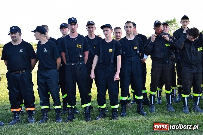 Zdjęcie w galerii na portalu naszraciborz.pl: Strażacy z Samborowic bezkonkurencyjni w całej gminie! Zgarnęli trzy pierwsze miejsca wiadomości z regionu