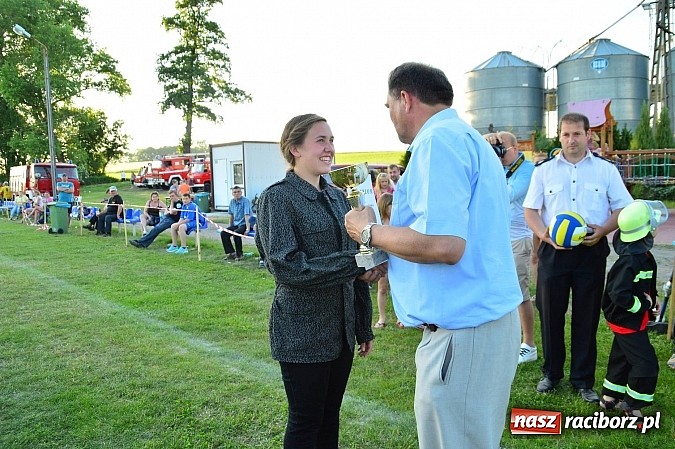 Zdjęcie w galerii na portalu naszraciborz.pl: Strażacy z Samborowic bezkonkurencyjni w całej gminie! Zgarnęli trzy pierwsze miejsca wiadomości z regionu