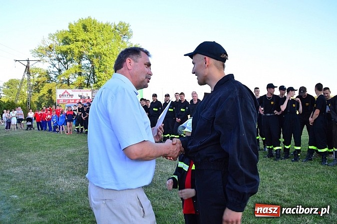 Zdjęcie w galerii na portalu naszraciborz.pl: Strażacy z Samborowic bezkonkurencyjni w całej gminie! Zgarnęli trzy pierwsze miejsca wiadomości z regionu