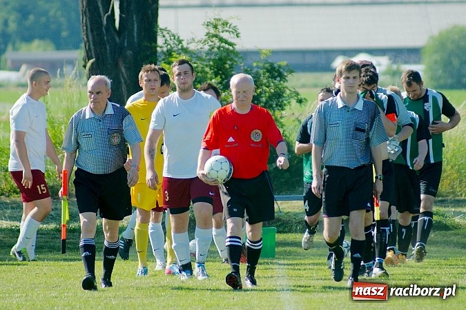 Zdjęcie w galerii na portalu naszraciborz.pl: Wojnowice z kompletem punktów. Nieudana pogoń Wichru wiadomości z regionu