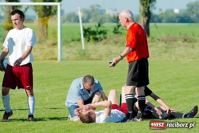 Zdjęcie w galerii na portalu naszraciborz.pl: Wojnowice z kompletem punktów. Nieudana pogoń Wichru wiadomości z regionu