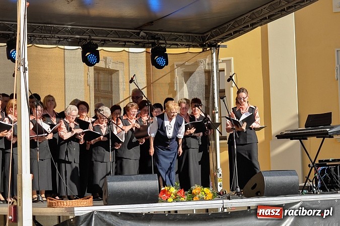Zdjęcie w galerii na portalu naszraciborz.pl: 150 lat od śmierci patrona, 70 lat istnienia. Rudzki chór im. Juliusza Rogera obchodził kamienny jubileusz!  wiadomości z regionu
