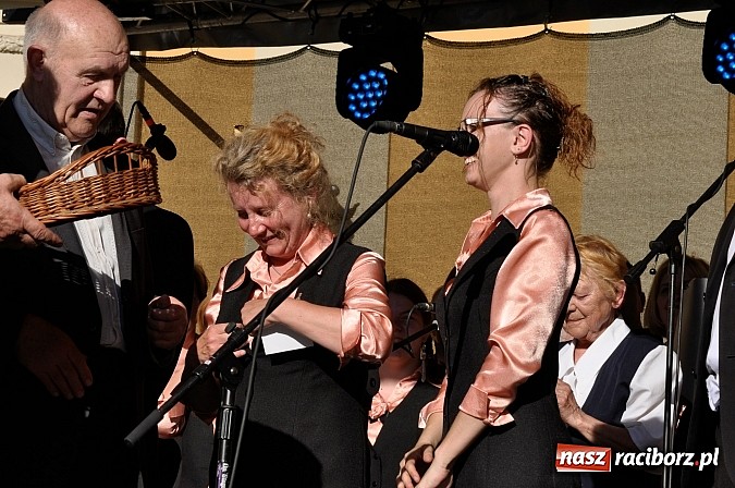 Zdjęcie w galerii na portalu naszraciborz.pl: 150 lat od śmierci patrona, 70 lat istnienia. Rudzki chór im. Juliusza Rogera obchodził kamienny jubileusz!  wiadomości z regionu