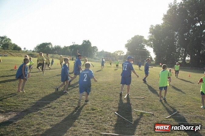 Zdjęcie w galerii na portalu naszraciborz.pl: Wojnowiccy schlagballiści zwycięzcami na festynie z okazji 110-lecia OSP Cyprzan&oacute;w wiadomości z regionu