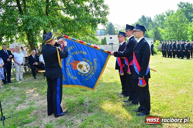 Zdjęcie w galerii na portalu naszraciborz.pl: Ochotnicza Straż Pożarna w Cyprzanowie świętuje 110-lecie istnienia wiadomości z regionu
