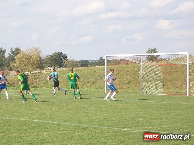 Zdjęcie w galerii na portalu naszraciborz.pl: Nareszcie trzy punkty!!! wiadomości z regionu