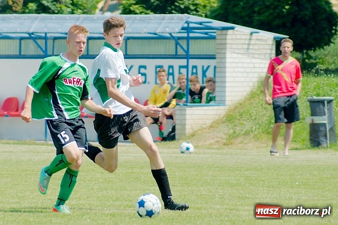 Zdjęcie w galerii na portalu naszraciborz.pl: Juniorzy młodsi: Wyrównane spotkanie przy Łąkowej. Rafako z kompletem punktów wiadomości z regionu