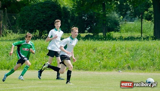 Zdjęcie w galerii na portalu naszraciborz.pl: Juniorzy młodsi: Wyrównane spotkanie przy Łąkowej. Rafako z kompletem punktów wiadomości z regionu