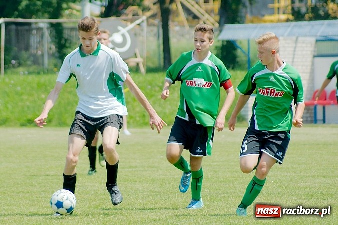 Zdjęcie w galerii na portalu naszraciborz.pl: Juniorzy młodsi: Wyrównane spotkanie przy Łąkowej. Rafako z kompletem punktów wiadomości z regionu