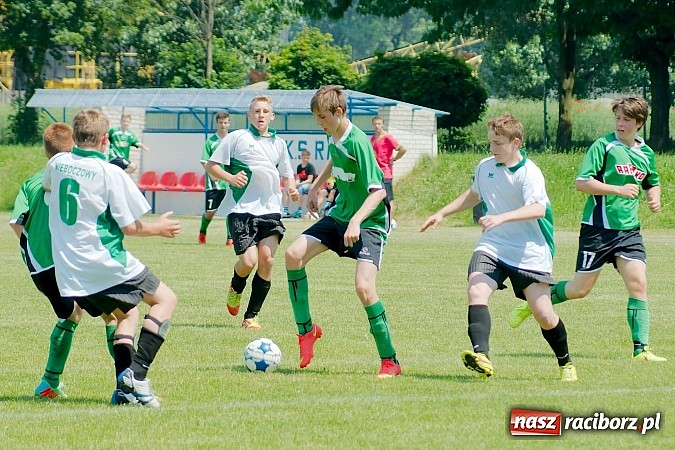 Zdjęcie w galerii na portalu naszraciborz.pl: Juniorzy młodsi: Wyrównane spotkanie przy Łąkowej. Rafako z kompletem punktów wiadomości z regionu