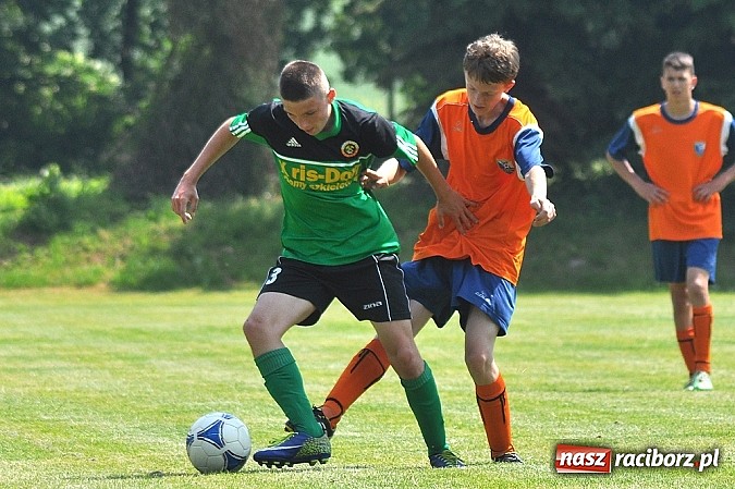 Zdjęcie w galerii na portalu naszraciborz.pl: Pewna wygrana juniorów Gamowa wiadomości z regionu