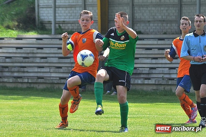 Zdjęcie w galerii na portalu naszraciborz.pl: Pewna wygrana juniorów Gamowa wiadomości z regionu