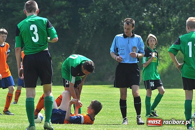 Zdjęcie w galerii na portalu naszraciborz.pl: Pewna wygrana juniorów Gamowa wiadomości z regionu